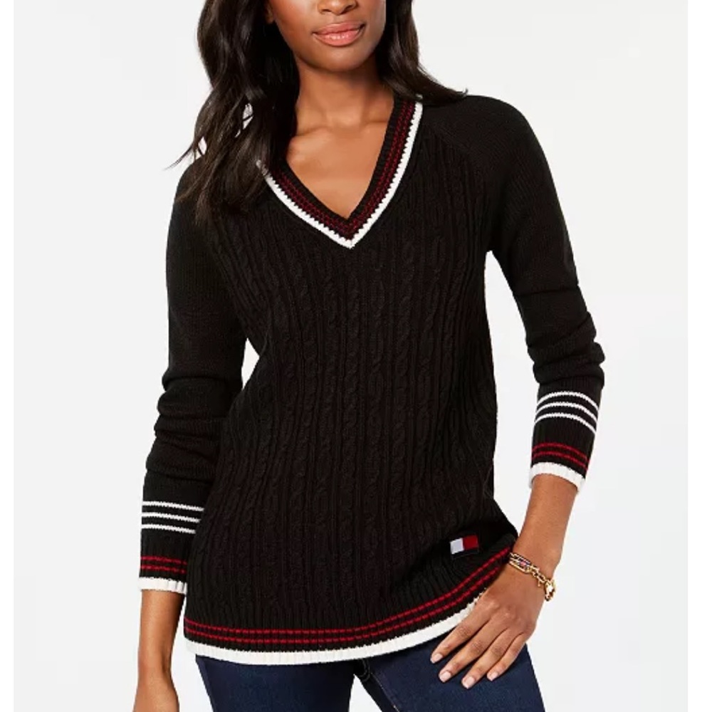 💜Firm Price💜 Tommy Hilfiger Striped V-nexk Sweater